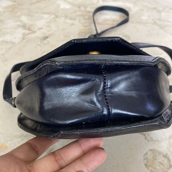 Vintage TALJA Leather Trapeze Shoulder Bag Handmade in Florence, Italy - Picture 8 of 15